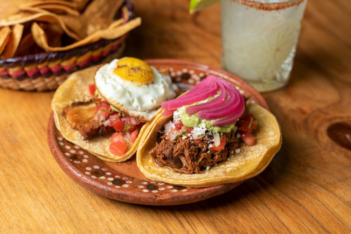 Featured image of post Beef Tongue Barbacoa: Smoke, Steam, Peel, Shred