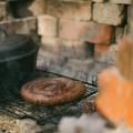 Cast‑Iron Cornbread on the Pit: Smoke Without Stale Flavor
