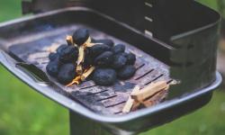 Featured image of post Charcoal Layering Strategies for Variable Heat Zones in Offset Smokers