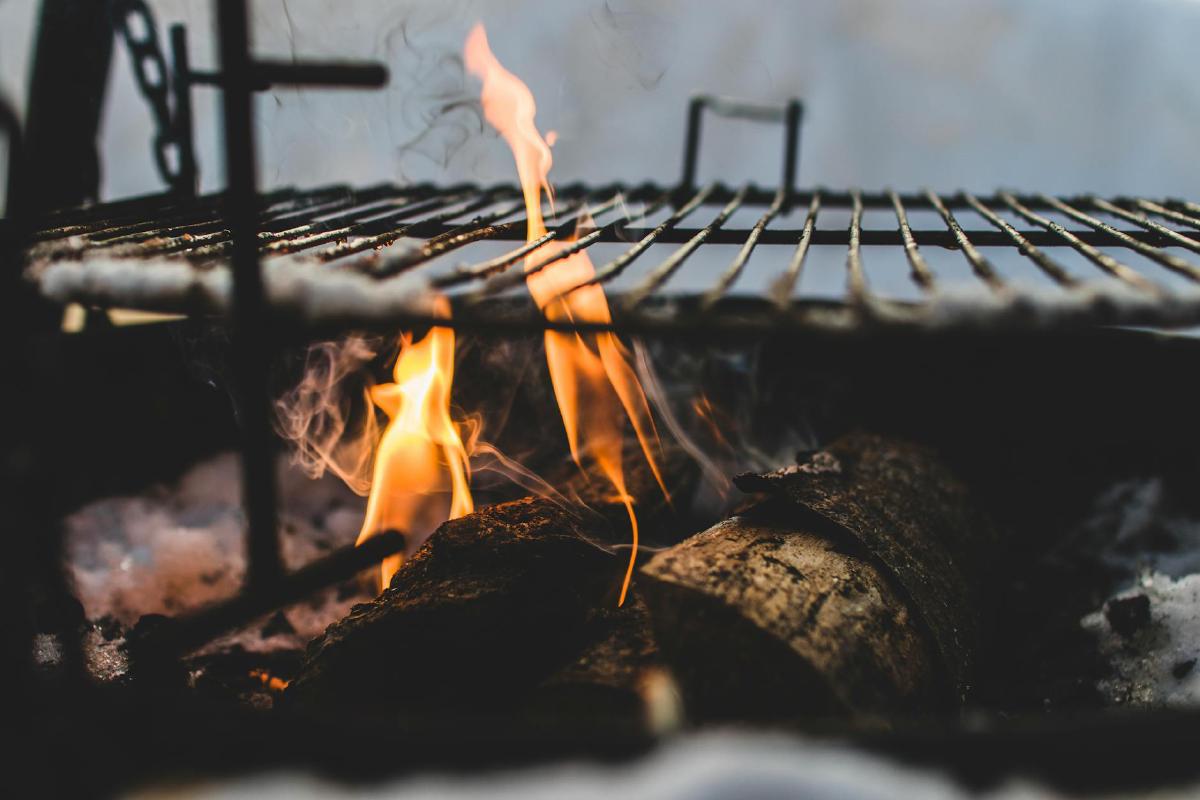 Featured image of post Gulf Shrimp on the Smoker: 300°F Quick Cook, No Rubber