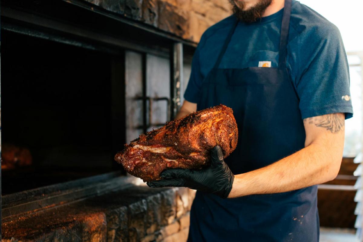 Featured image of post Pit Beans Under the Meat: Flavor, Fat, and Food Safety