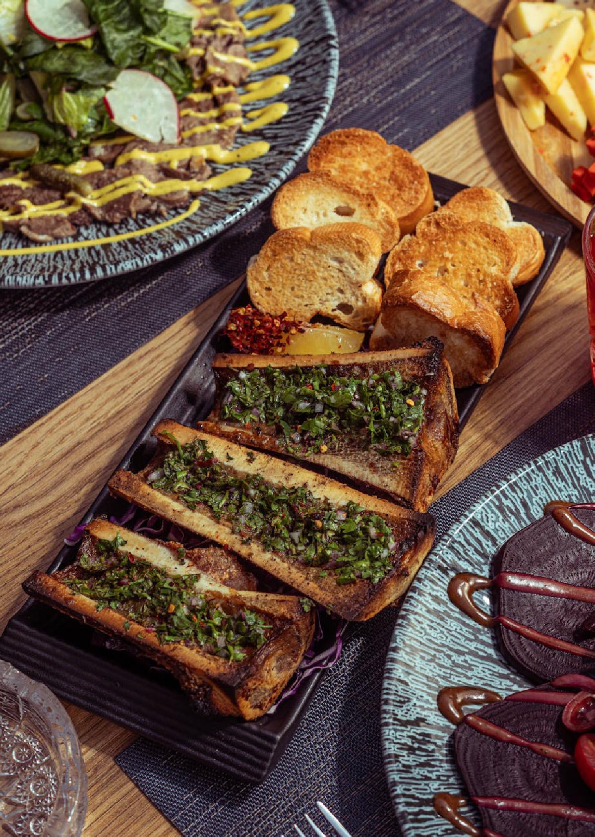 Featured image of post Smoked Marrow Bones at 275°F: Render, Spoon, Serve