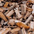 Wood Fuel Preparation: Selecting, Seasoning, and Storing Hardwood for Clean and Controlled Smoke